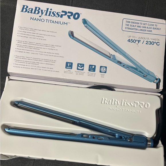 BaBylissPRO Nano Titanium Hair Straightener - Blue